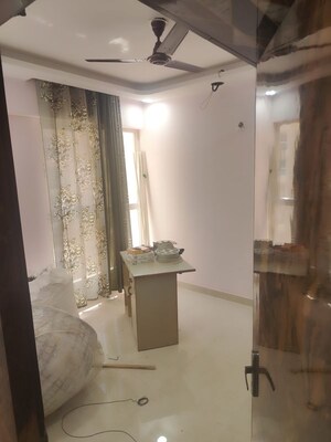 Living Room in 2.5 BHK Apartment at Smart World Gems, Sector 89 – for Rent