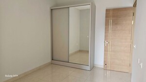 Room in 3 BHK Apartment at SKA Orion, Sector 143b – for Rent