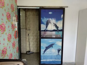 Furnished Amenities in 2 BHK Apartment at Dheeraj Pooja, Malad West – for Rent