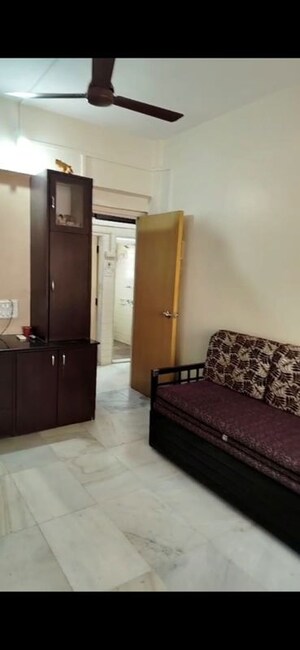 Bedroom in 2 BHK Apartment at Dheeraj Pooja, Malad West – for Rent