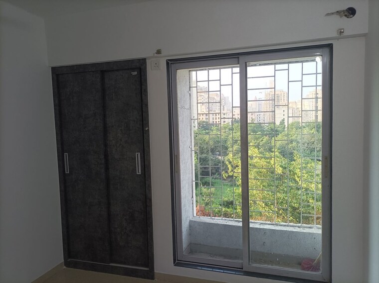 Room, cosmos-classique 1 Bedroom 450 Sq.Ft. Apartment In Ghodbunder Road Thane 10319499