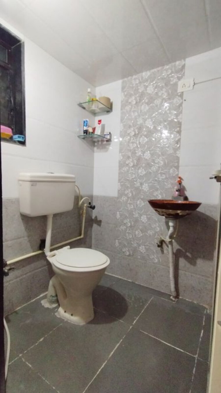 Bathroom, hari-om-pooja 2 Bedroom 970 Sq.Ft. Apartment In Dombivli West Thane 10319481