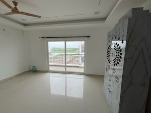 Room in 4 BHK Villa at Sark Garden Villas, Mokila – for Rent