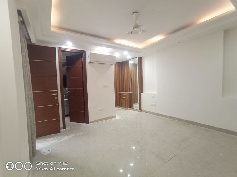 Bedroom, greater kailash part 3 3 Bedroom 1900 Sq.Ft. Builder Floor In Greater Kailash Part 3 Delhi 10319565