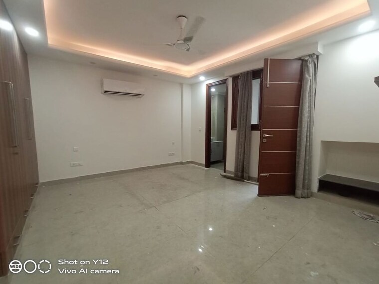 Bedroom, greater kailash part 3 3 Bedroom 1900 Sq.Ft. Builder Floor In Greater Kailash Part 3 Delhi 10319565