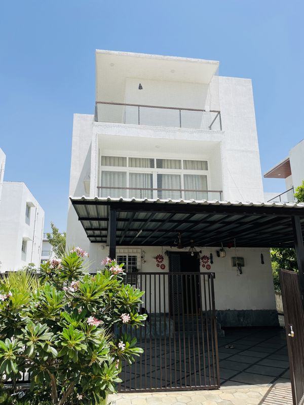 3 BHK + Study Room 2400 Sq.Ft. Villa in Sark Garden Villas