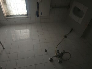 Bathroom in 1 RK Villa at Nehru Nagar – for Rent