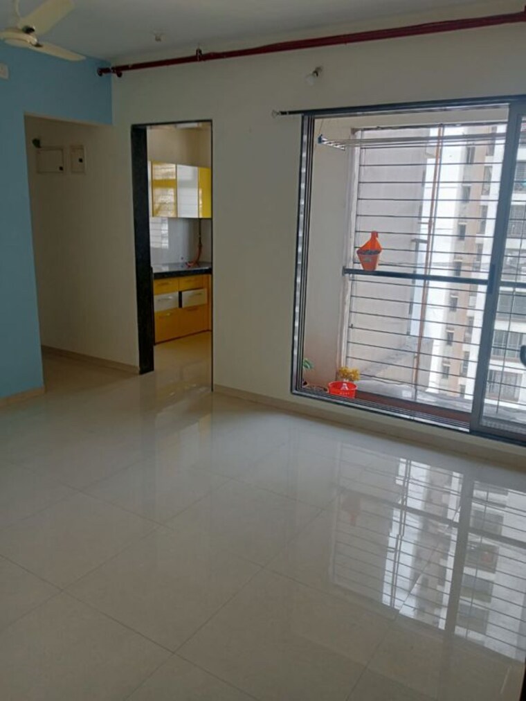 Room, runwal-eirene 2 Bedroom 550 Sq.Ft. Apartment In Balkum Pada Thane 10319609