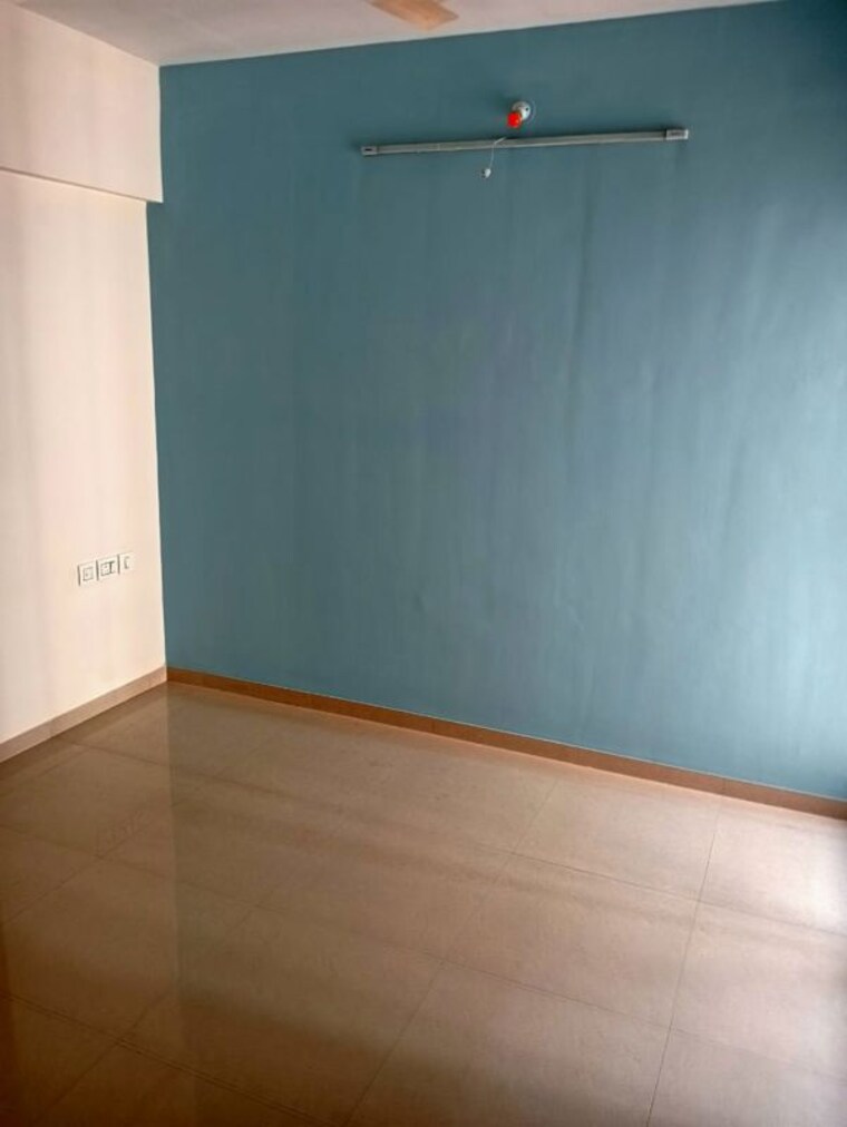 Room, runwal-eirene 2 Bedroom 550 Sq.Ft. Apartment In Balkum Pada Thane 10319609