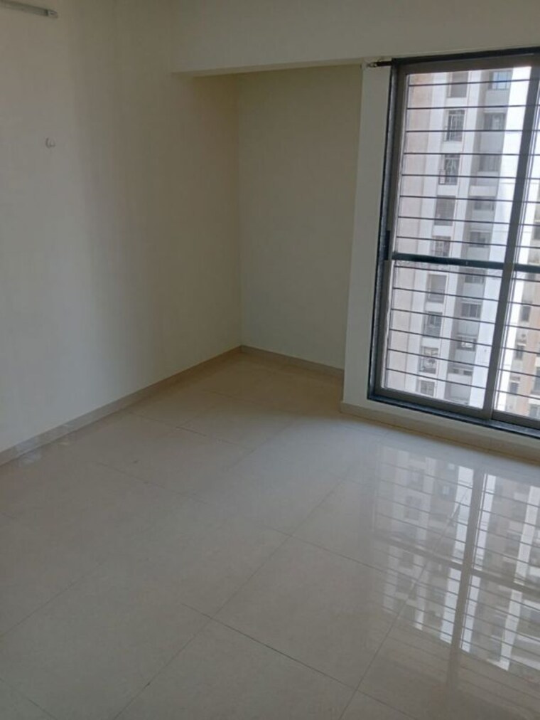 Room, runwal-eirene 2 Bedroom 550 Sq.Ft. Apartment In Balkum Pada Thane 10319609