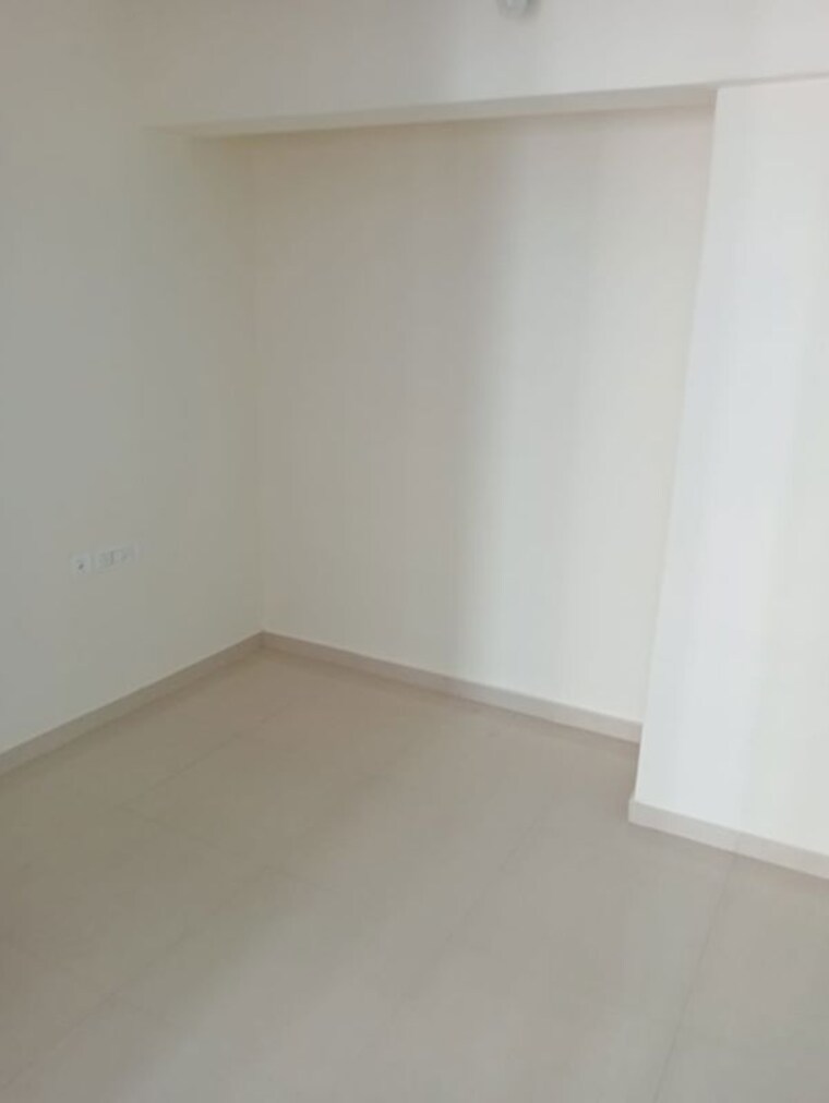 Room, runwal-eirene 2 Bedroom 550 Sq.Ft. Apartment In Balkum Pada Thane 10319609