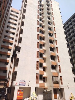 1 BHK + Store Room Apartment For Rent in Vidyavihar West