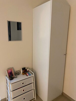 Furnished Amenities in 1 BHK Apartment at City View Apartments, Lower Parel – for Rent