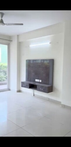 3 BHK Apartment For Rent in RPS Auria