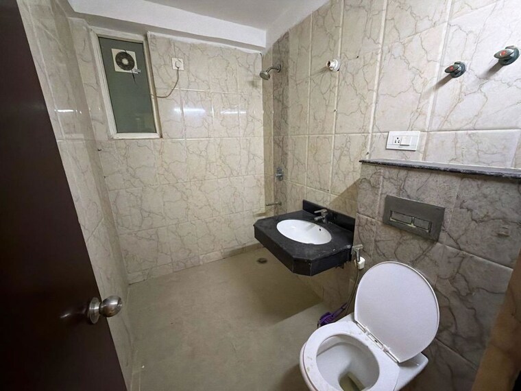 Bathroom, ska-orion 3 Bedroom 1300 Sq.Ft. Apartment In Sector 143b Noida 10319661