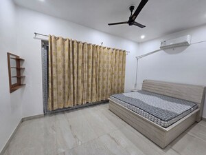 Bedroom in 6+ BHK Independent House at Vishesh Khand, Gomti Nagar – for Rent