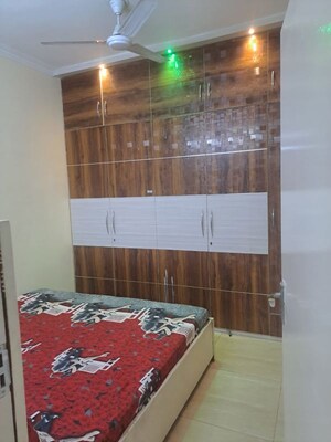 Furnished Amenities in 2 BHK Apartment at Gaur City 2 - 14th Avenue, Sector 16c Greater Noida – for Rent