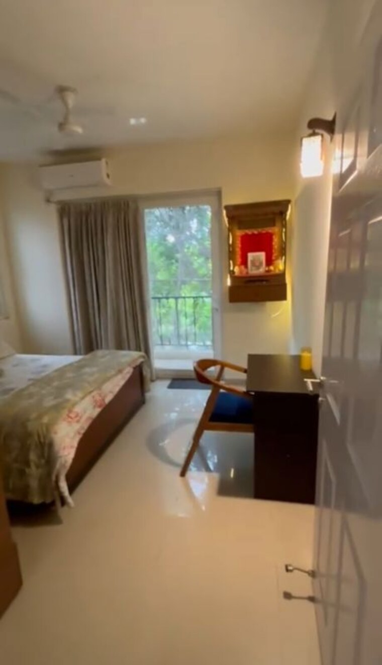 Master Bedroom, emaar-mgf-emerald-hills 2 Bedroom 1926 Sq.Ft. Apartment In Sector 65 Gurgaon 10319712
