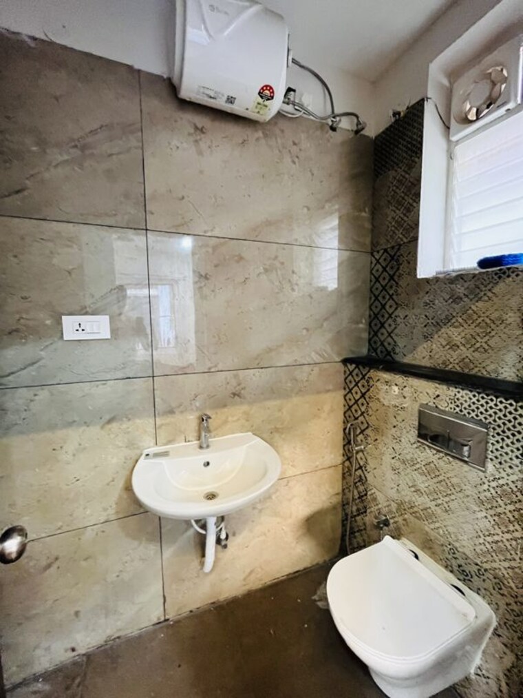 Bathroom, pruthvi-adithya-belmont-greene 4 Bedroom 3410 Sq.Ft. Villa In Tellapur Hyderabad 10319710