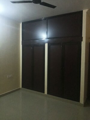 Room in 3.5 BHK Independent House at Gomti Nagar – for Sale