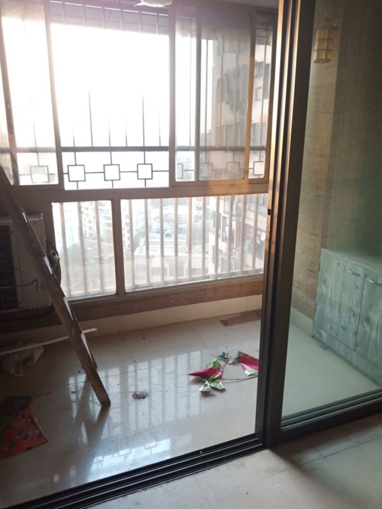 Balcony, lakshachandi-heights 3 Bedroom 1550 Sq.Ft. Apartment In Goregaon East Mumbai 10319578