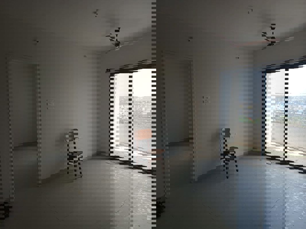 1 BHK + Basement 500 Sq.Ft. Apartment in Skyi Songbirds