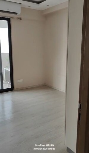 Room in 2 BHK Apartment at M3M Skywalk, Sector 74 – for Rent