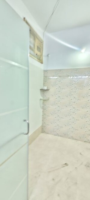 Room in 4 BHK Villa at Shankar Nagar – for Rent