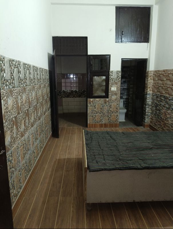 1 RkBuilder Floor For Rent in Balaji Homes Apartment