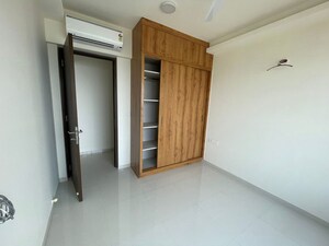 3 BHK Apartment For Rent in Kalpataru Magnus, Bandra East