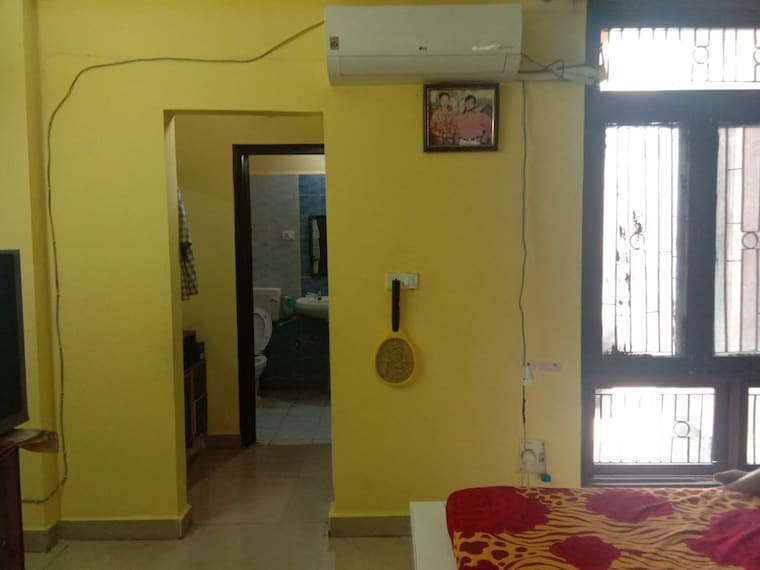 Room, xu iii greater noida 2 Bedroom 120 Sq.Mt. Independent House In Xu Iii Greater Noida Greater Noida 10319776