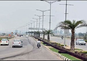  Showroom – Exterior View View at New Aster Plaza, International Airport Road - for Sale