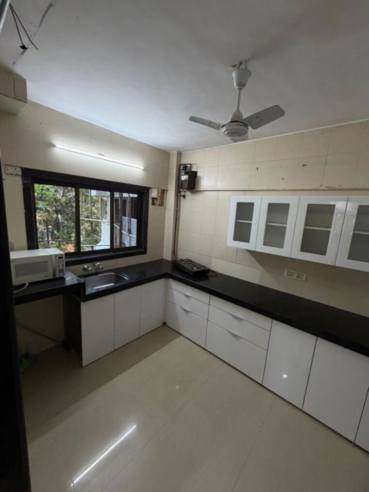 Kitchen, juhu 2 Bedroom 1000 Sq.Ft. Apartment In Juhu Mumbai 10319759