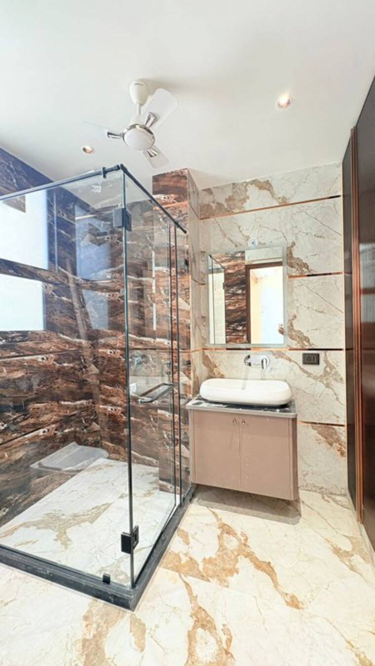 Bathroom, ansal-api-esencia 3 Bedroom 180 Sq.Ft. Builder Floor In Sector 67 Gurgaon 10319840