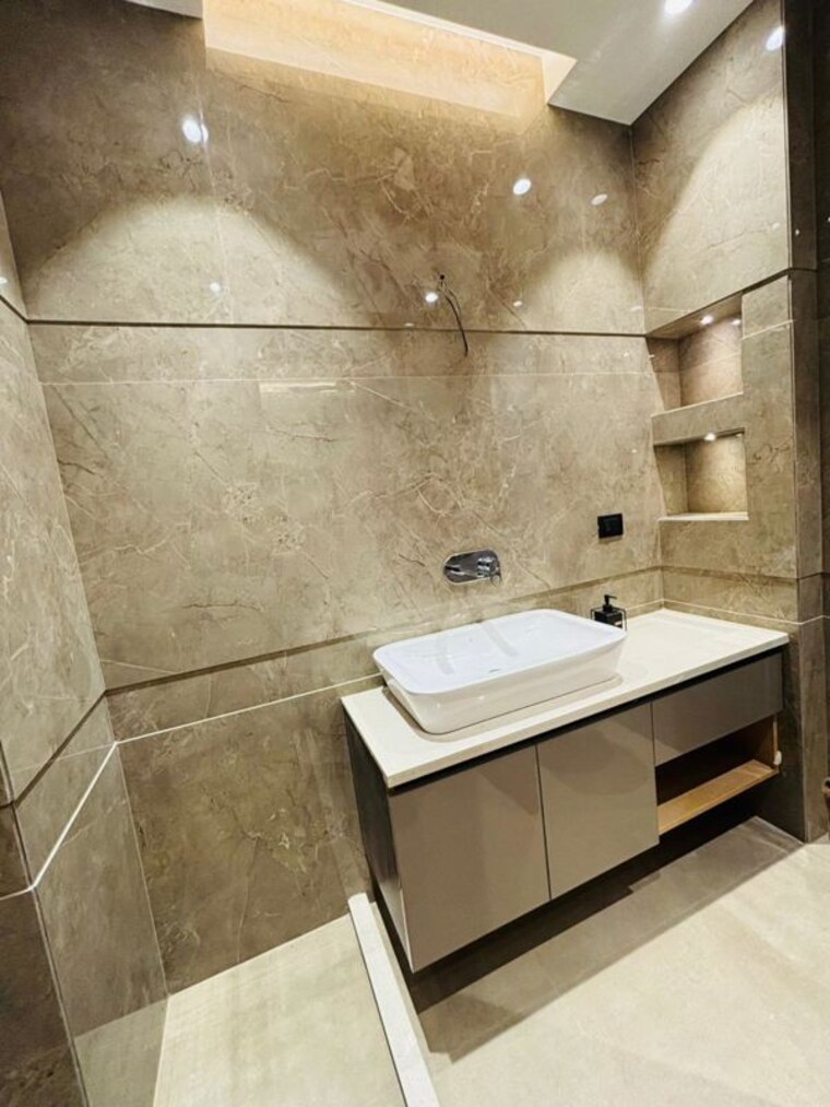 Kitchen, bptp-green-oaks 3 Bedroom 200 Sq.Ft. Builder Floor In Sector 70a Gurgaon 10319852