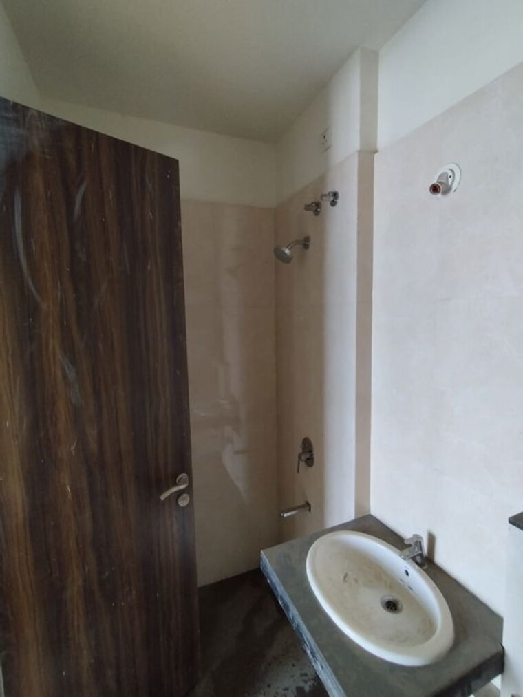 Bathroom, sheth-avante 1.5 Bedroom 555 Sq.Ft. Apartment In Kanjurmarg West Mumbai 10319860
