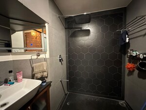 Master Bedroom in 3 BHK Apartment at Geetanjili Indira, Indiranagar – for Rent