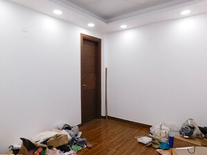 Room in 3 BHK Builder Floor at East Of Kailash – for Rent