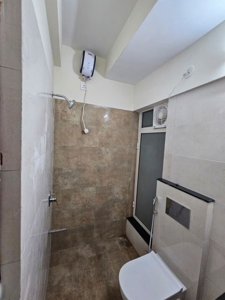 Bathroom, uk-iridium 2 Bedroom 550 Sq.Ft. Apartment In Kandivali East Mumbai 10319915