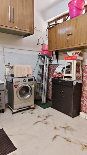 Gym in 3 BHK Builder Floor at Avantika Colony – for Sale