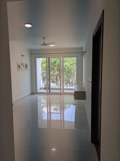 2.5 BHK Apartment For Rent in Adarsh Pinecourt