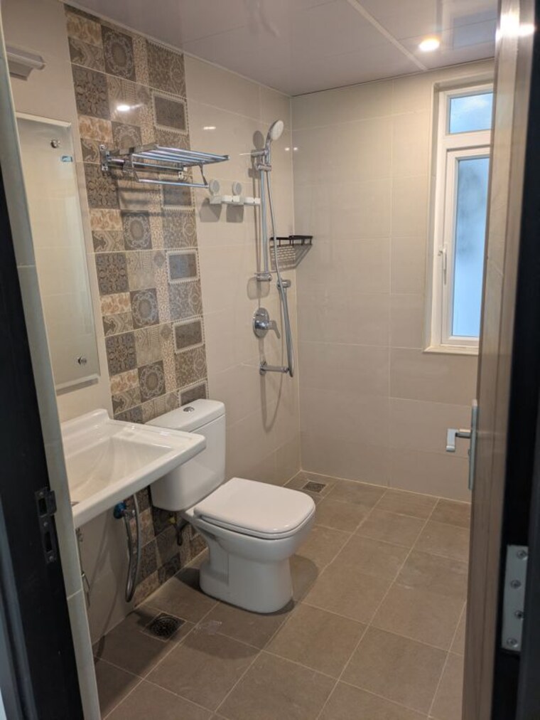 Bathroom, adarsh-pinecourt 2.5 Bedroom 1557 Sq.Ft. Apartment In Chikkagubbi Village Bangalore 10319978
