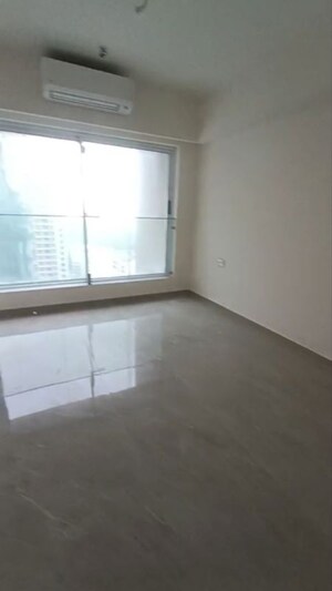 Room in 4 BHK Apartment at LnT Elixir Reserve, Powai – for Rent