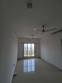 2 BHK Apartment For Rent in Mayfair The View