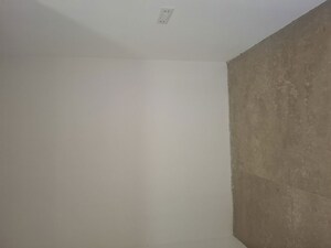 Room in 5 BHK Apartment at Banjara Hills – for Rent