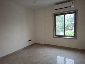 Room in 3 BHK Apartment at Banjara Hills – for Rent