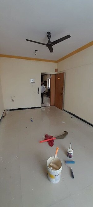 Room in 2 BHK Apartment at Radha Shyam, Seawoods – for Rent