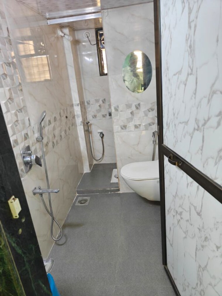 Bathroom, radha-shyam 2 Bedroom 700 Sq.Ft. Apartment In Seawoods Navi Mumbai 10320162