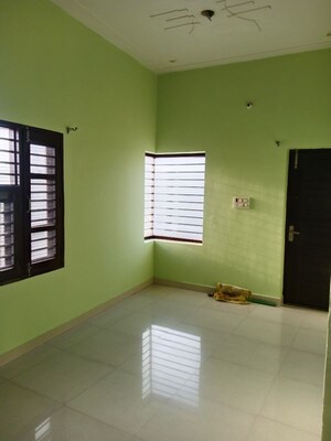 2 BHK Builder Floor For Rent in Sector 18
