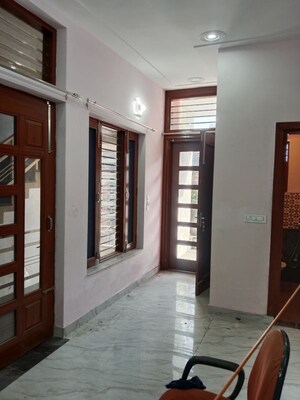 Building Lobby in 3 BHK Builder Floor at Sector 18 – for Rent
